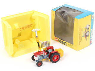 Lot 175 - CORGI TOYS (GB) (1)