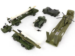 Lot 240 - DINKY TOYS (6)