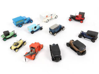 Lot 72 - DIVERS (11)