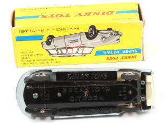 Lot 258 - DINKY TOYS (FRANCE) (1)