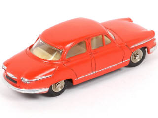 Lot 247 - DINKY TOYS (FRANCE) (1)