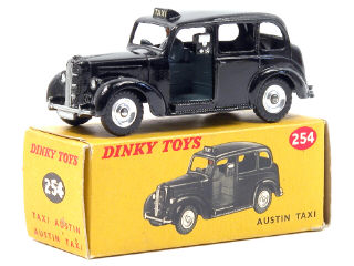 Lot 340 - DINKY TOYS (GB) (1)