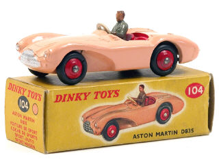 Lot 304 - DINKY TOYS (GB) (1)