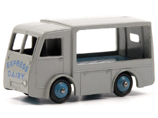 Lot 520 - DINKY TOYS GB (1)