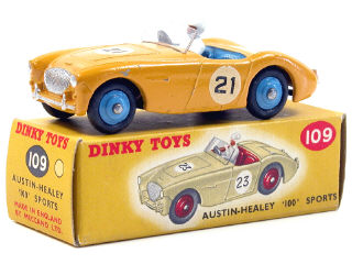 Lot 302 - DINKY TOYS (GB) (1)