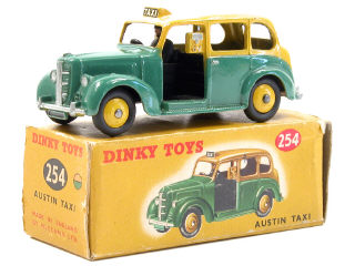 Lot 339 - DINKY TOYS GB (1)