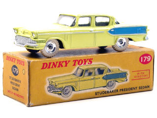 Lot 367 - DINKY TOYS (GB) (1)