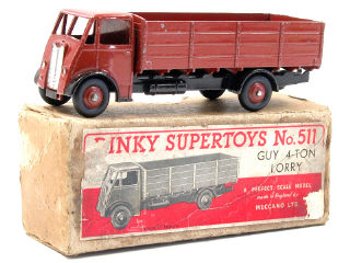 Lot 568 - DINKY TOYS (GB) (1)