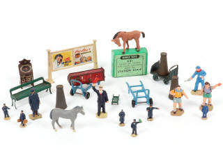 Lot 245 - DINKY TOYS (GB) (23)