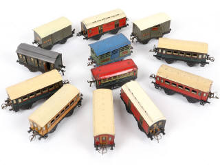 Lot 54 - HORNBY 'O' (FRANCE) (12)