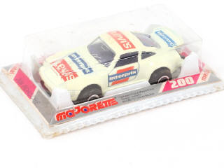 Lot 185 - MAJORETTE (FRANCE) (1)