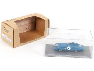 Lot 109 - BIZARRE (MACAU) (1)