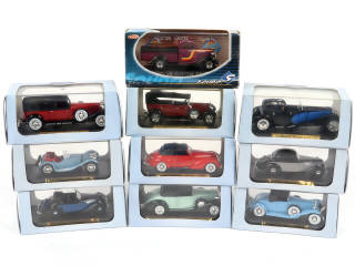 Lot 60 - DIVERS (10)