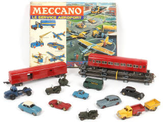 Lot 68 - DIVERS (18)