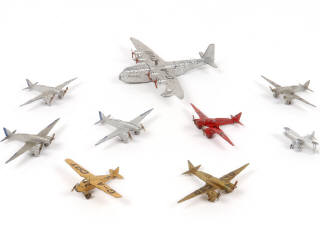 Lot 335 - DINKY TOYS (GB) (9)