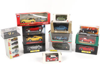 Lot 29 - DIVERS (14)