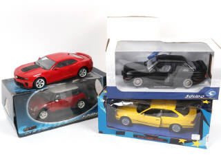 Lot 24 - DIVERS (4)