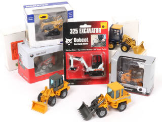 Lot 116 - DIVERS (7)