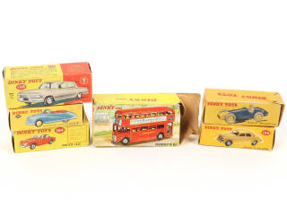 Lot 261 - DINKY TOYS (GB) (6)