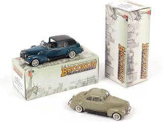 Lot 158 - BROOKLIN MODELS (GB) (2)