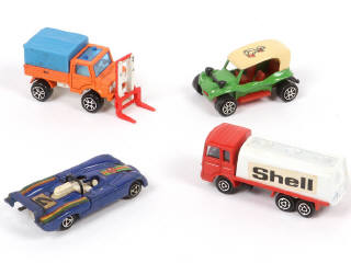 Lot 225 - MAJORETTE (FRANCE) (4)