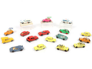 Lot 238 - MAJORETTE (FRANCE) (17)