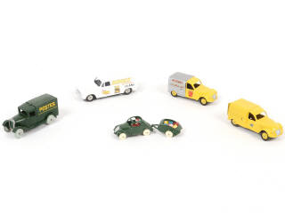 Lot 57 - DIVERS (5)