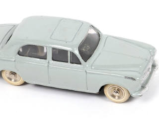 Lot 280 - DINKY TOYS (FRANCE) (1)