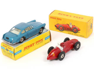 Lot 297 - DINKY TOYS (FRANCE) (2)