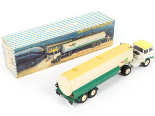Lot 289 - DINKY TOYS (FRANCE) (1)