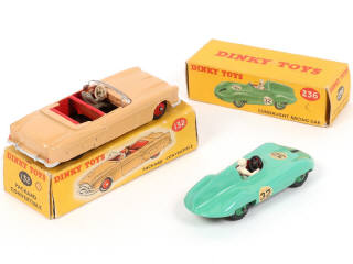 Lot 262 - DINKY TOYS (GB) (2)