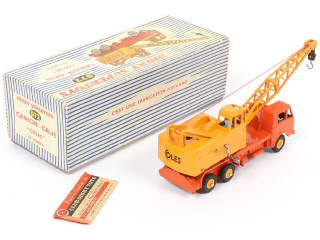 Lot 292 - DINKY TOYS (FRANCE) (1)