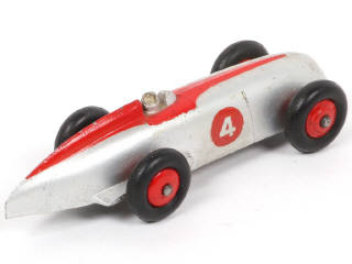 Lot 253 - DINKY TOYS (GB) (1)