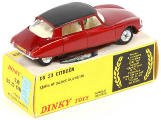 Lot 283 - DINKY TOYS (FRANCE) (1)