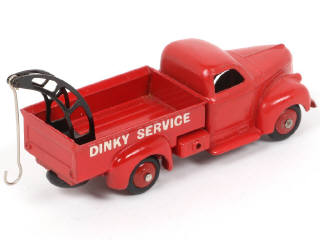 Lot 275 - DINKY TOYS (FRANCE) (1)