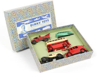 Lot 270 - DINKY TOYS (GB) (5)