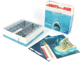 Lot 271 - DIVERS (3)