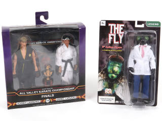 Lot 205 - DIVERS (2)