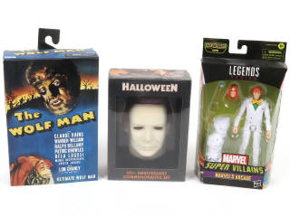 Lot 146 - DIVERS (3)