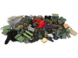 Lot 213 - DIVERS (50)