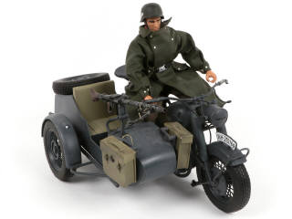 Lot 94 - CENTURY TOYS (USA) (1)