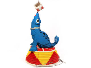 Lot 220 - LEGO (DANEMARK) (1)