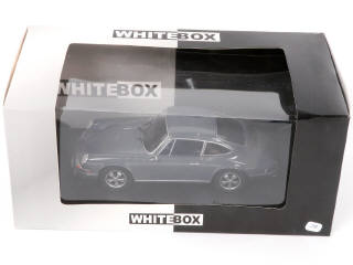 Lot 45 - WHITE BOX (ALLEMAGNE) (3)