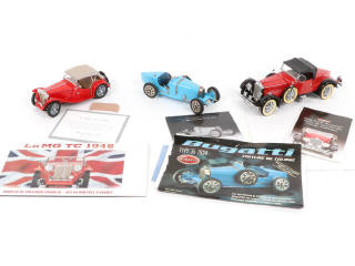 Lot 55 - FRANKLIN MINT (USA) (3)