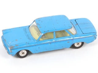 Lot 200 - CORGI TOYS (GB) (4)