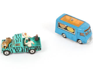 Lot 193 - CORGI TOYS (GB) (2)