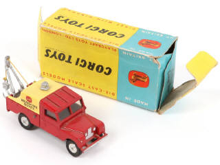 Lot 199 - CORGI TOYS (GB) (3)