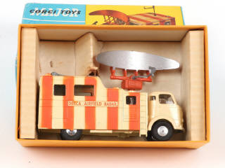Lot 186 - CORGI TOYS (GB) (1)