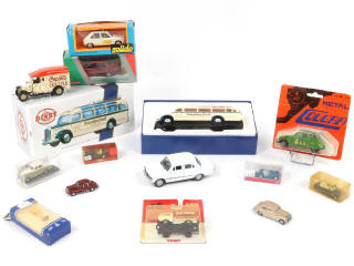 Lot 62 - DIVERS (14)