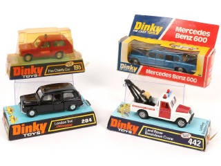Lot 314 - DINKY TOYS (GB) (4)